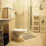 Pod Dobrym Humorem Bed and Breakfast Miedzygorze