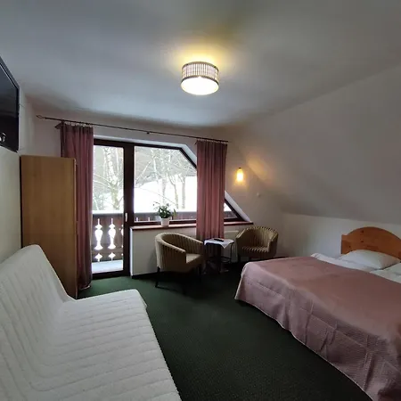 Pod Dobrym Humorem 3*