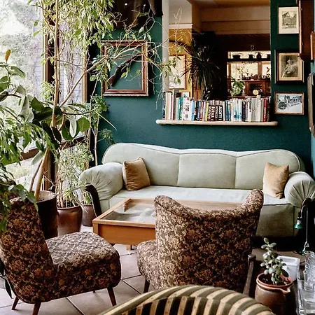 Pod Dobrym Humorem 3*